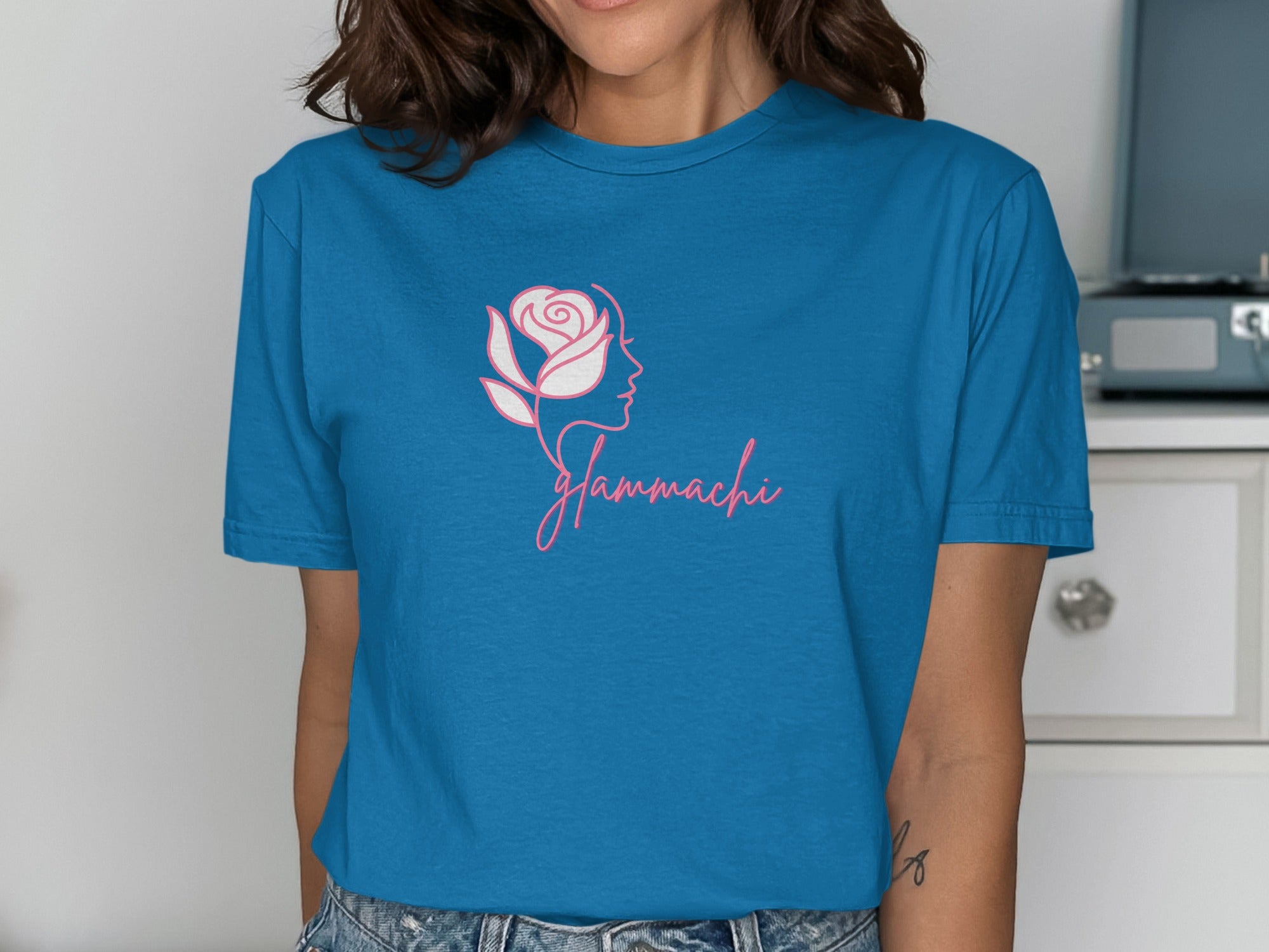 Glamachi Floral Design Women's T-Shirt