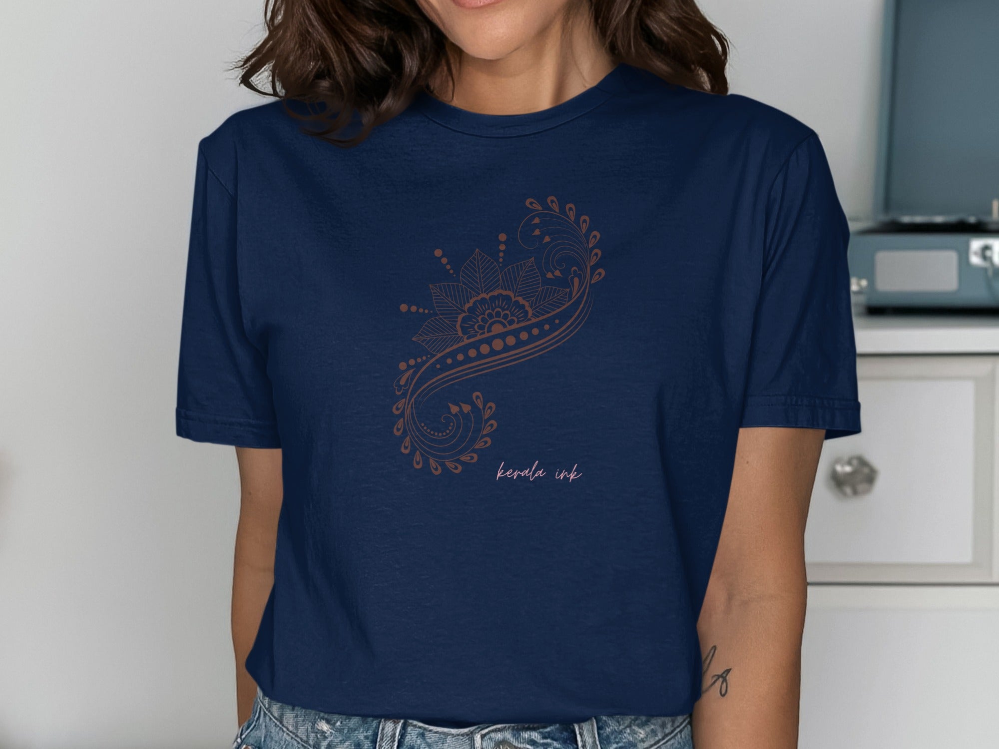 Elegant Floral Pattern Graphic T-Shirt