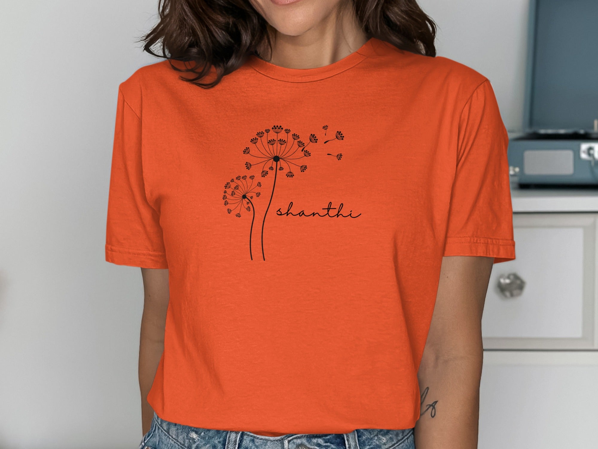Shanthi Dandelion Short Sleeve Top