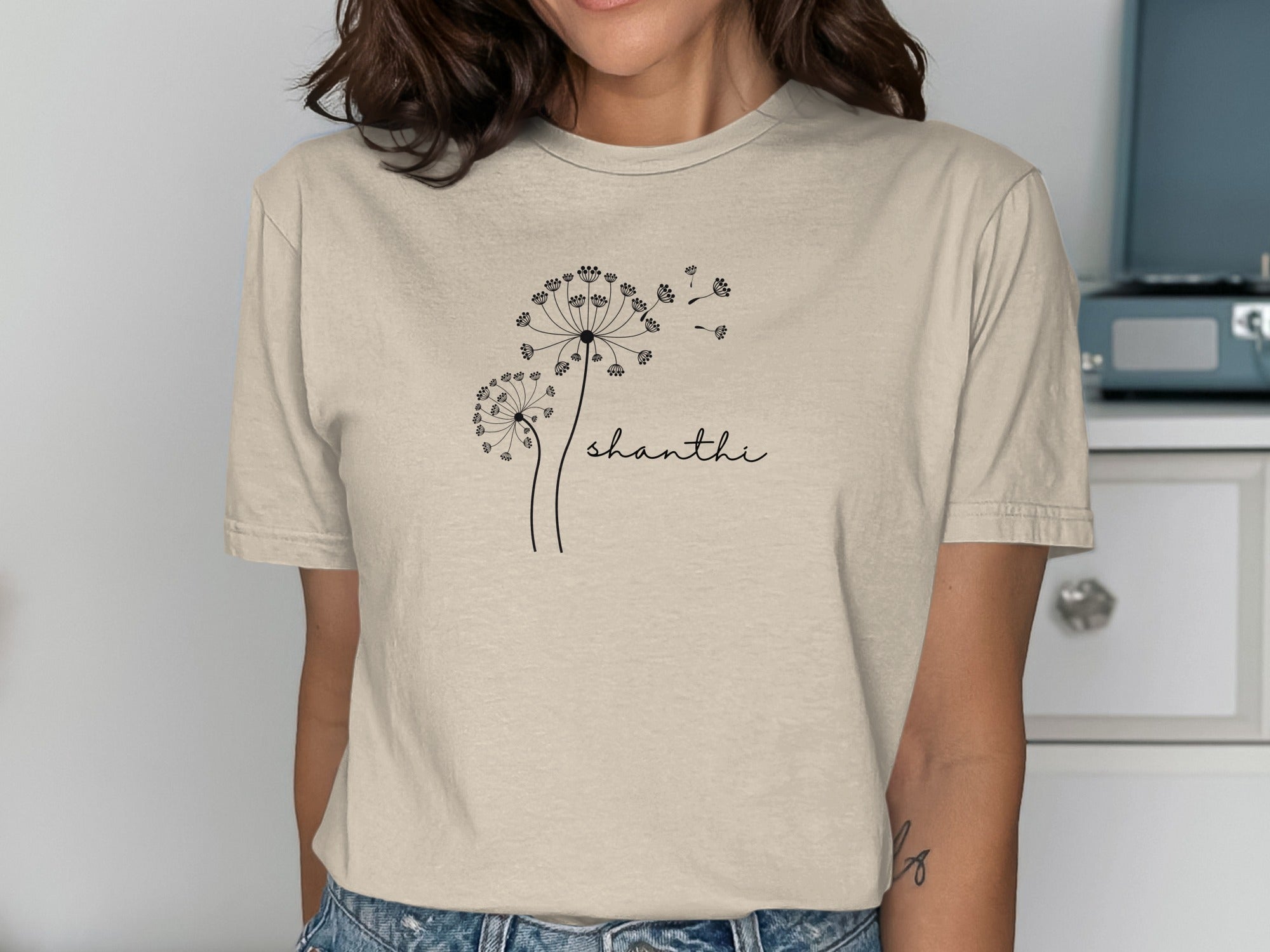 Dandelion Design with Shanthii Text T-shirt