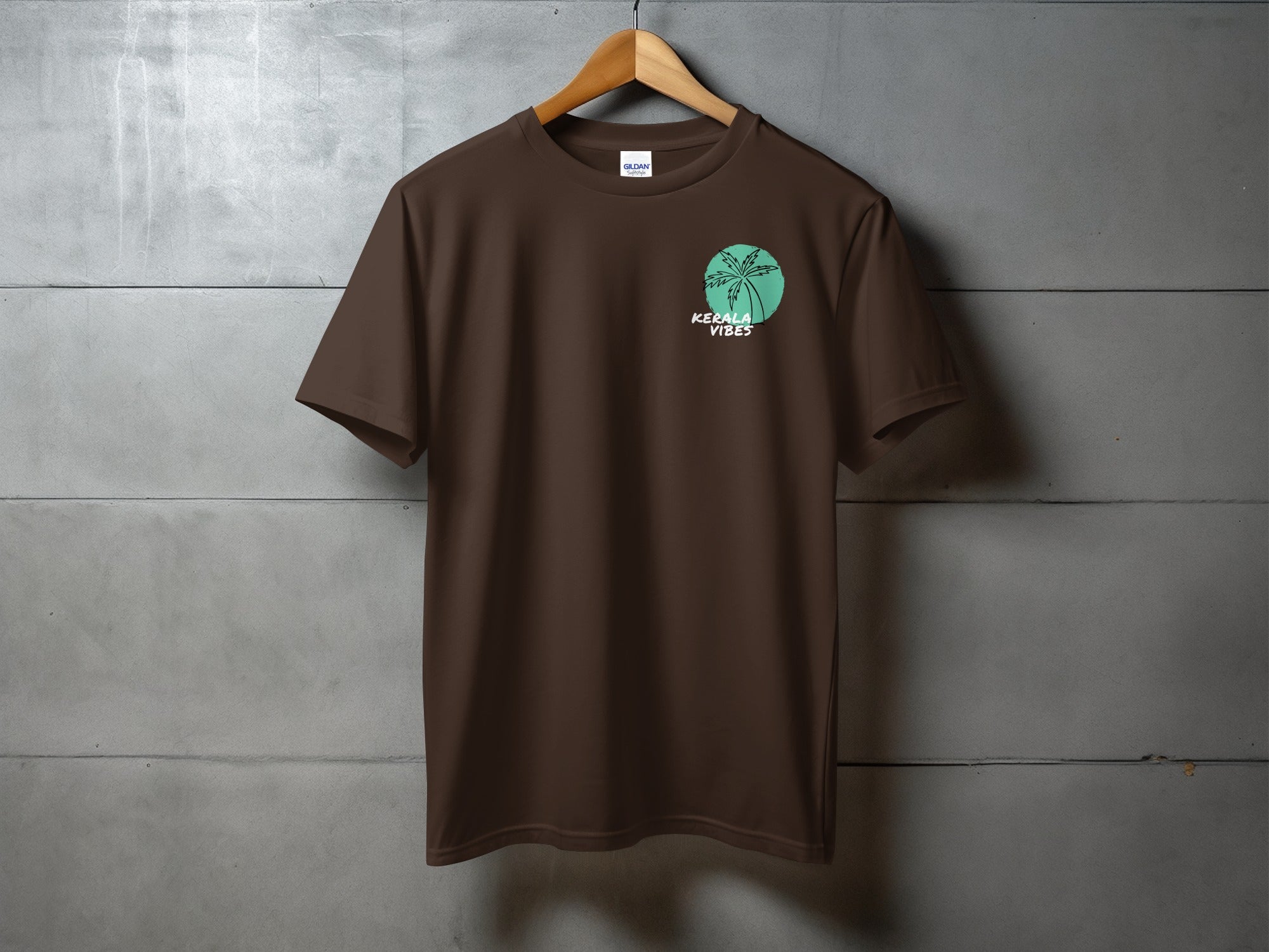 Keep Palm Vibes Stylish T-Shirt With Tropical Design