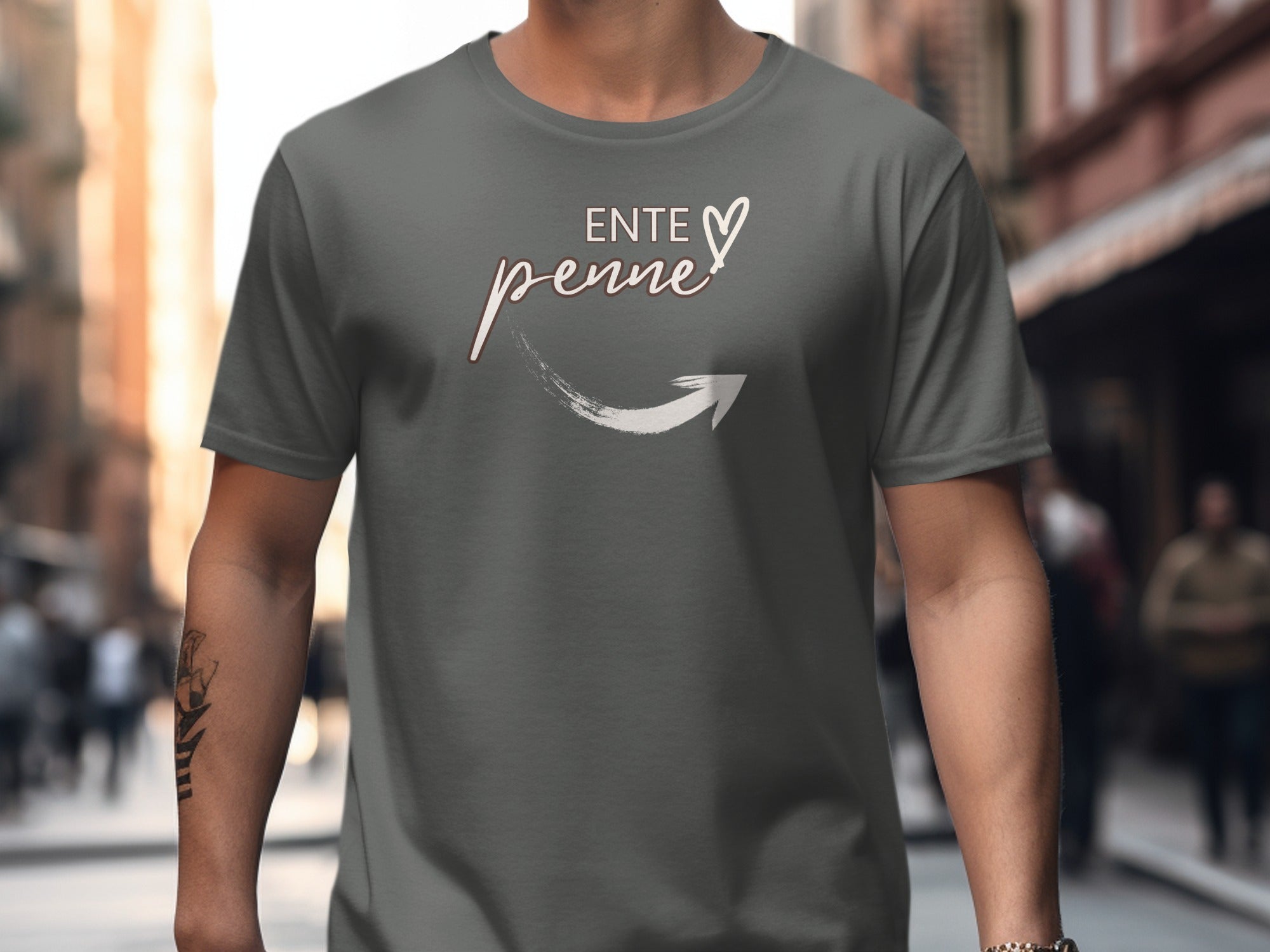 Enthusiastically Ente Penne Heart Arrow Design T-shirt