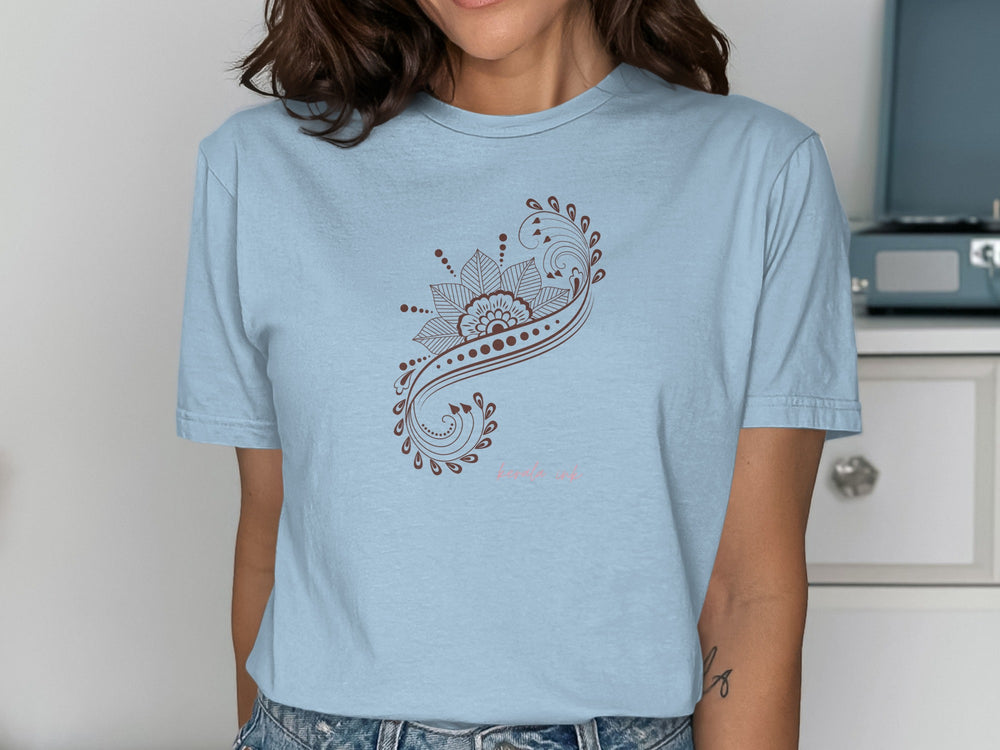 Stylish Blue Graphic Print Tee Perfect for Casual Wear