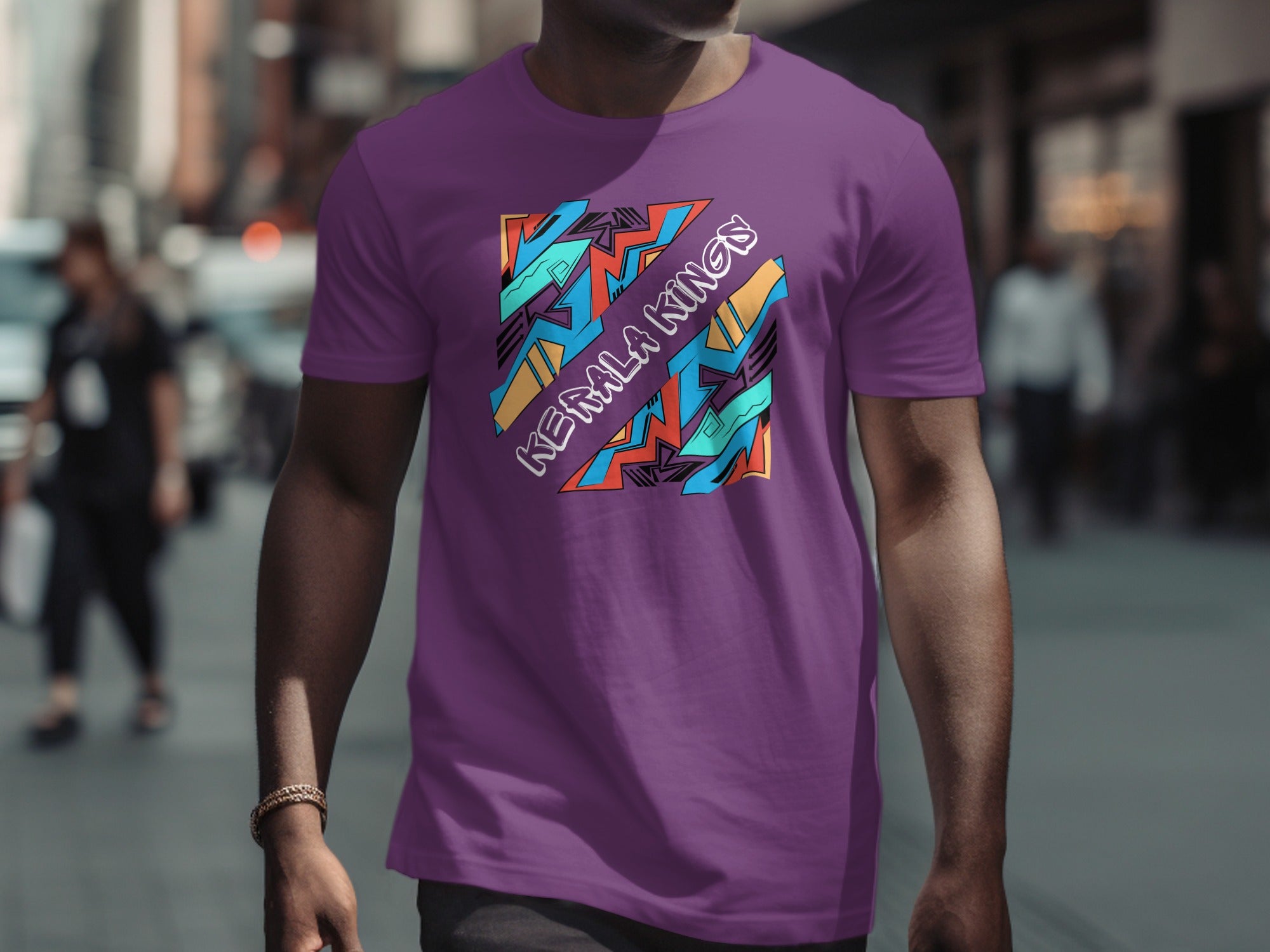 Vibrant Bold Street Art Design Casual T-Shirt