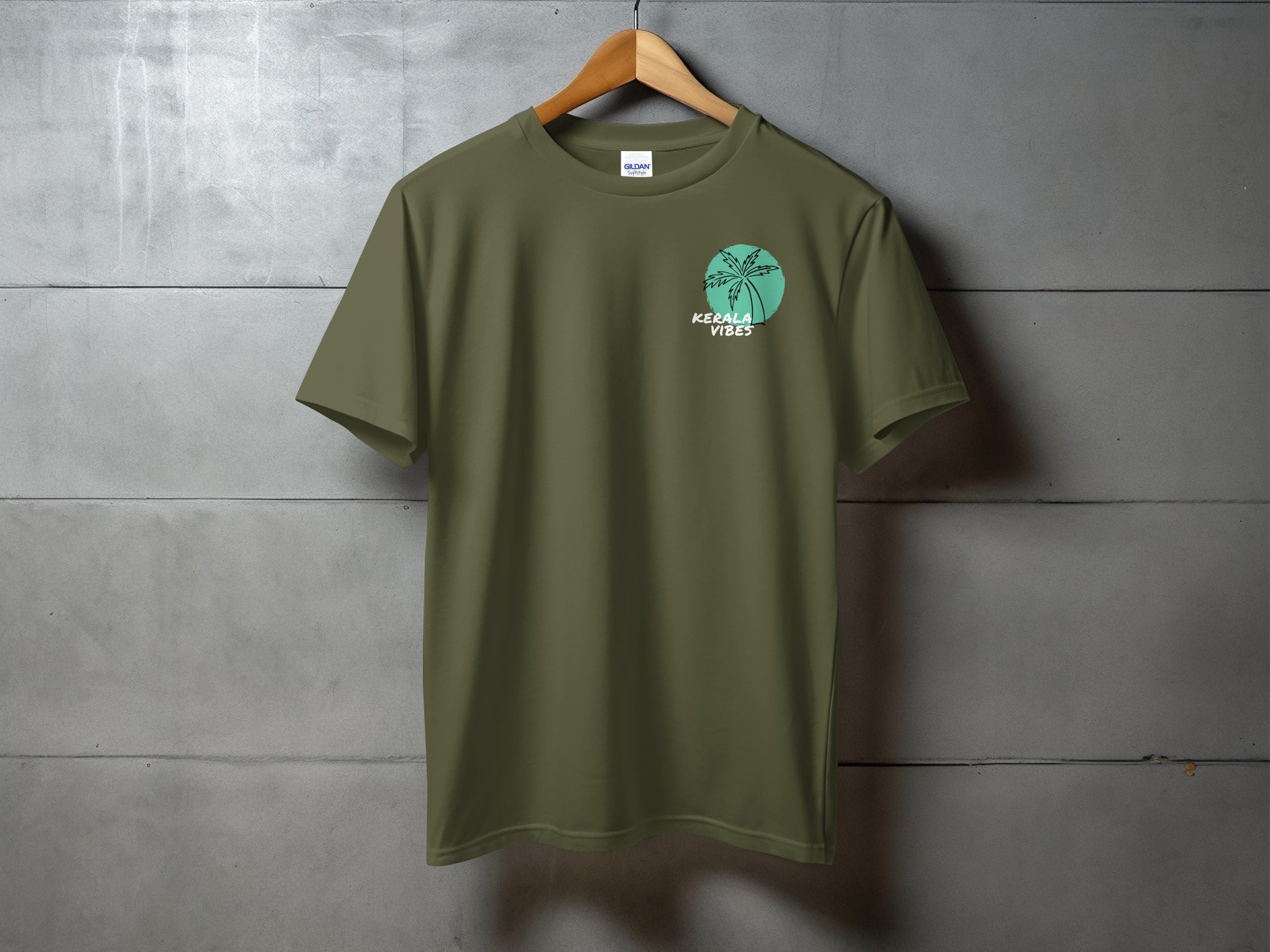 Relaxed Fit T-Shirt with Tropical Vibes Design