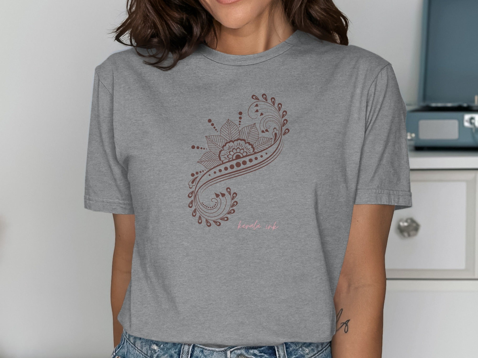 Intricate Henna Design T-Shirt for Women in Gray