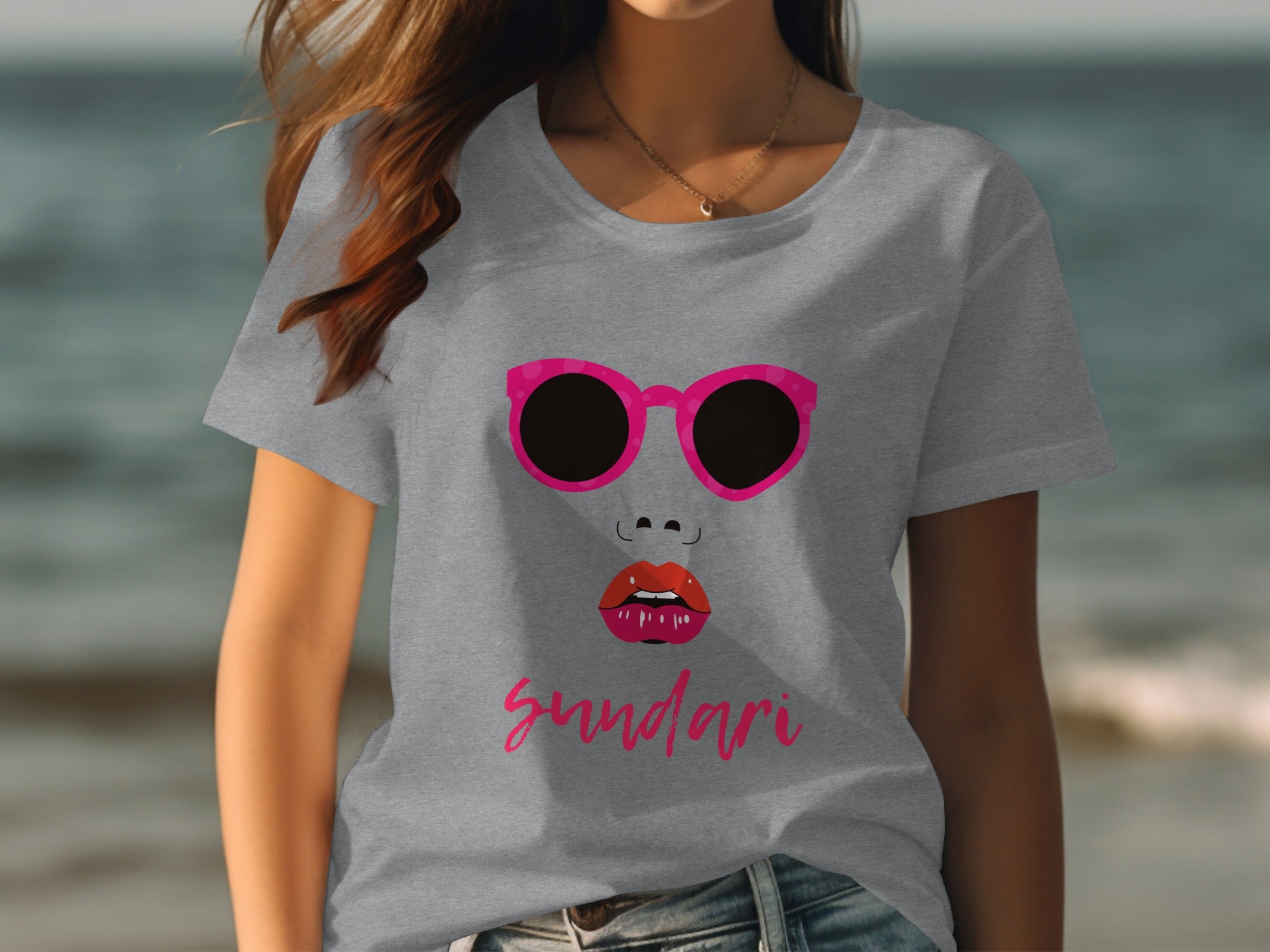 Sundari Graphic Sunglasses and Lips T-Shirt