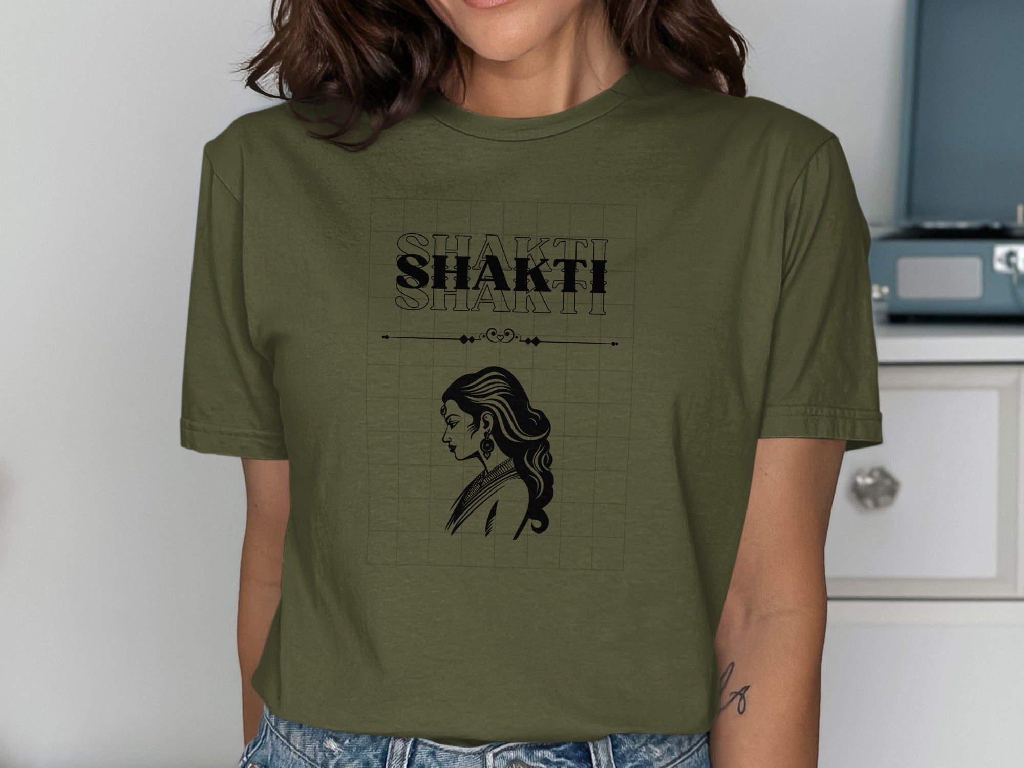 Shakti Design Graphic Print Women's T-shirt