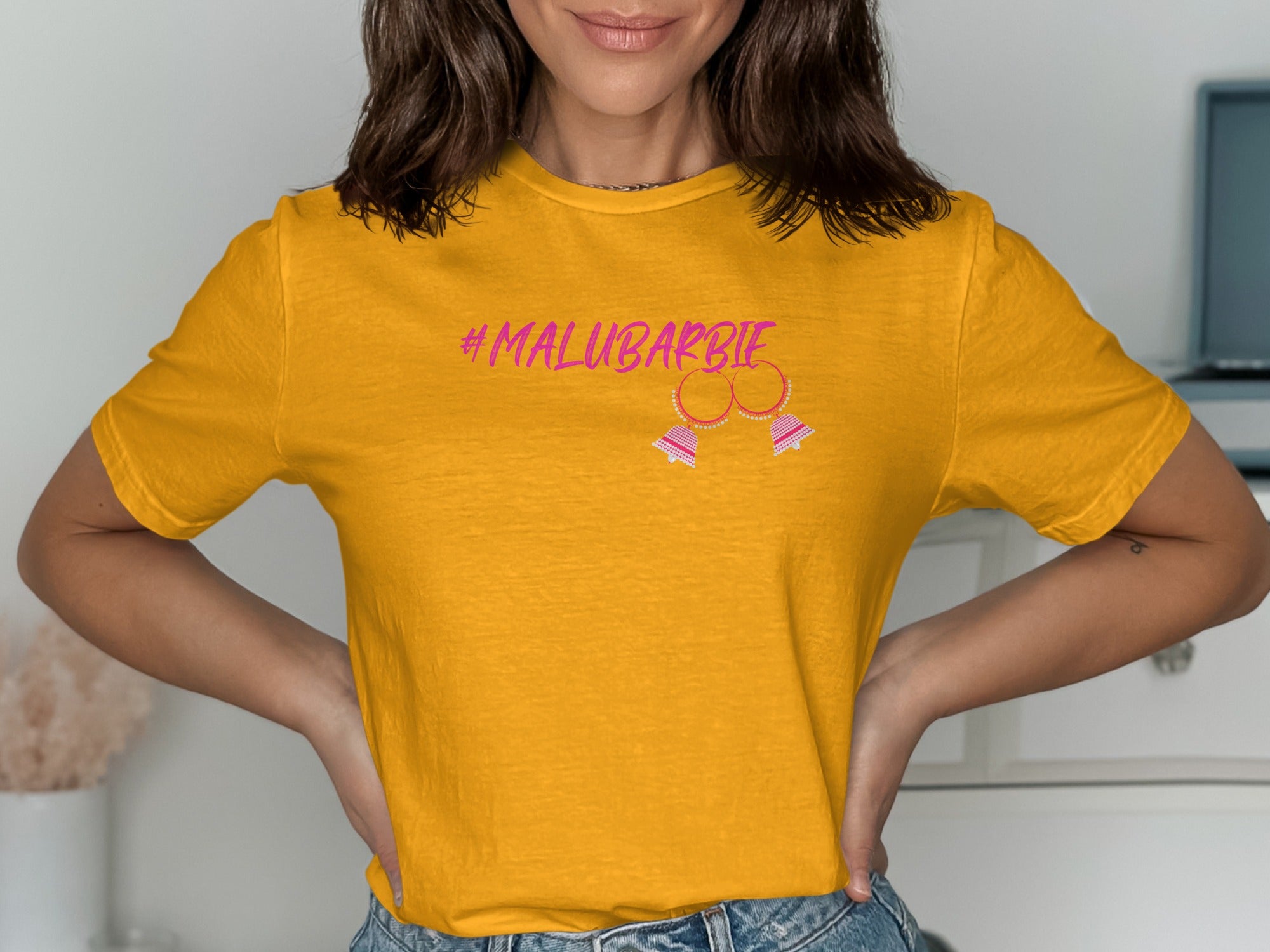 Yellow T-shirt with #MALUBARBIE design for trendy look