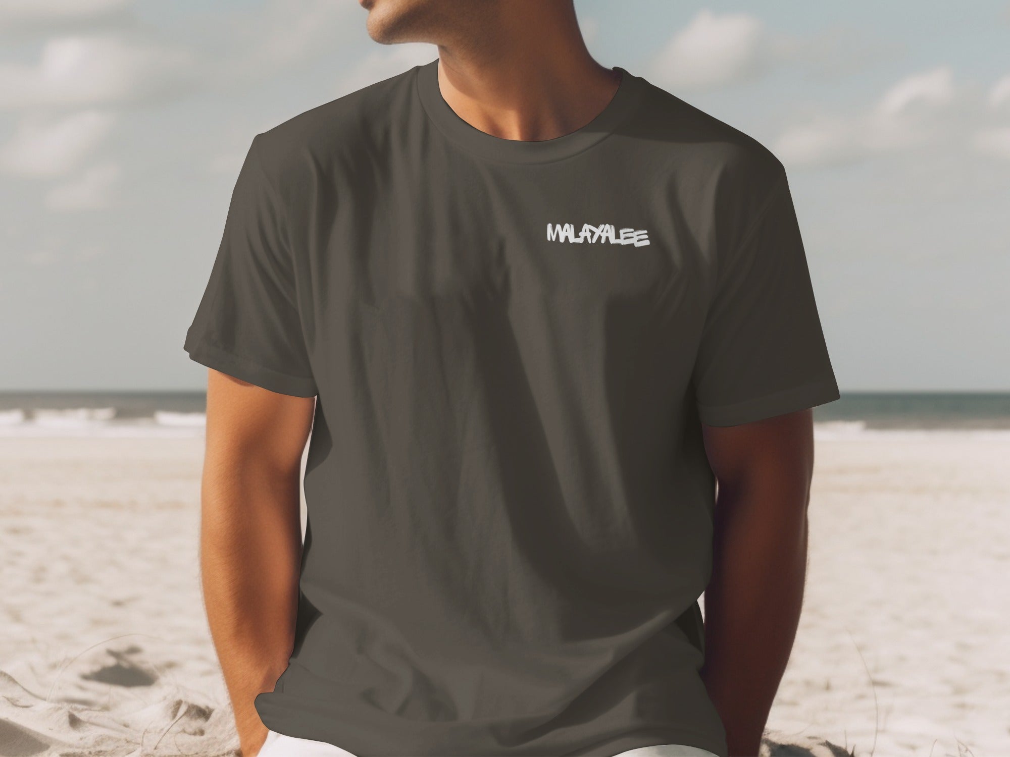 Stylish Graphic Tee for Casual Beach Outings